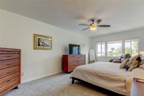 Condominio en venta en Belleair Bluffs, Florida, 2 dormitorios, 133.78 m2 № 1835663 - foto 16