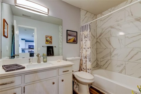 Condominio en venta en Belleair Bluffs, Florida, 2 dormitorios, 133.78 m2 № 1835663 - foto 24
