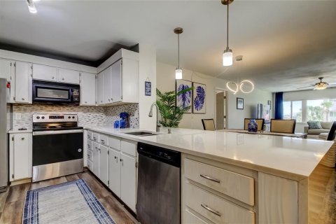 Condominio en venta en Belleair Bluffs, Florida, 2 dormitorios, 133.78 m2 № 1835663 - foto 6