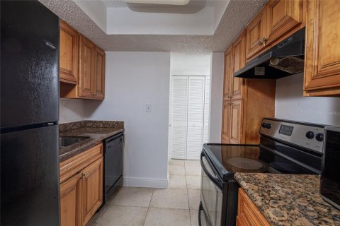 Condominio en alquiler en Orlando, Florida, 2 dormitorios, 90.67 m2 № 2100862 - foto 6
