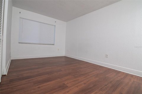 Condominio en alquiler en Orlando, Florida, 2 dormitorios, 90.67 m2 № 2100862 - foto 7