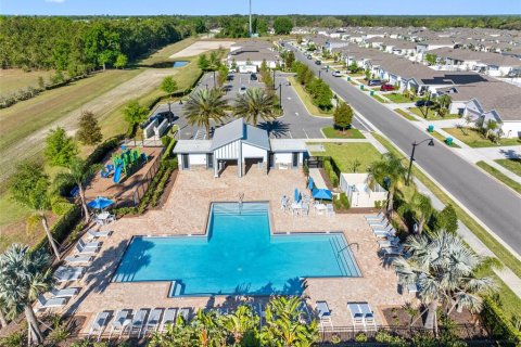 House in Osteen, Florida 4 bedrooms, 184.41 sq.m. № 1733326 - photo 18