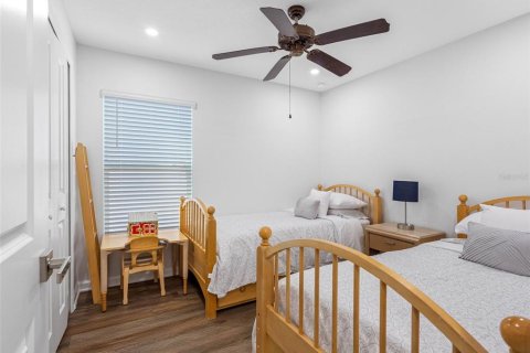 House in Osteen, Florida 4 bedrooms, 184.41 sq.m. № 1733326 - photo 27
