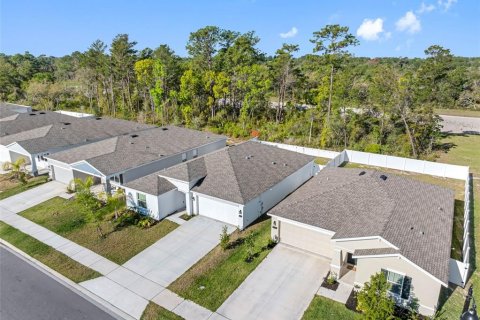 House in Osteen, Florida 4 bedrooms, 184.41 sq.m. № 1733326 - photo 3