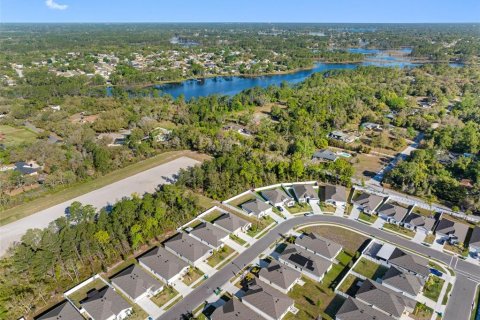 House in Osteen, Florida 4 bedrooms, 184.41 sq.m. № 1733326 - photo 14
