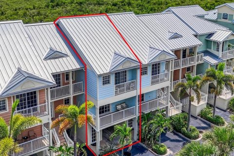 Townhouse in Ruskin, Florida 2 bedrooms, 116.87 sq.m. № 2258514 - photo 30