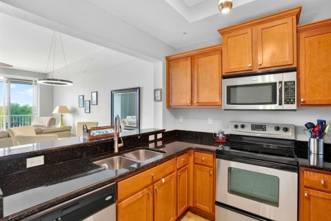 Townhouse in Ruskin, Florida 2 bedrooms, 116.87 sq.m. № 2258514 - photo 14