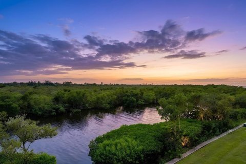 Townhouse in Ruskin, Florida 2 bedrooms, 116.87 sq.m. № 2258514 - photo 21