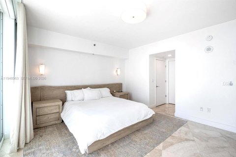 Condo in Miami Beach, Florida, 2 bedrooms  № 2052810 - photo 9
