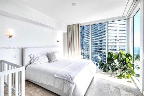 Condo in Miami Beach, Florida, 2 bedrooms  № 2052810 - photo 13