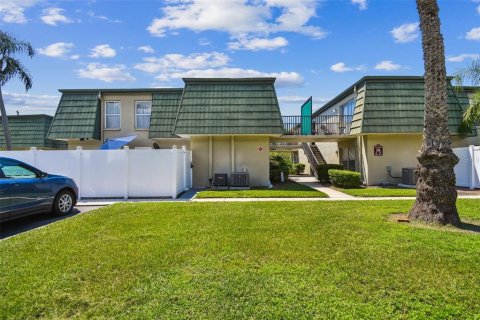Condominio en venta en Clearwater, Florida, 2 dormitorios, 75.53 m2 № 1916678 - foto 29