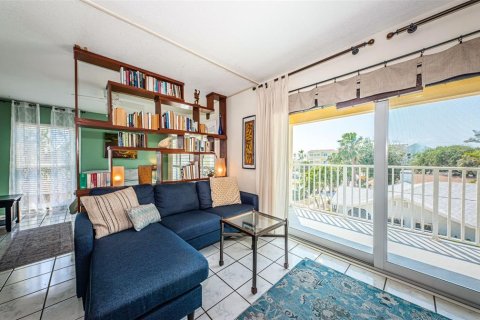Condo in Saint Pete Beach, Florida, 2 bedrooms  № 1628244 - photo 21