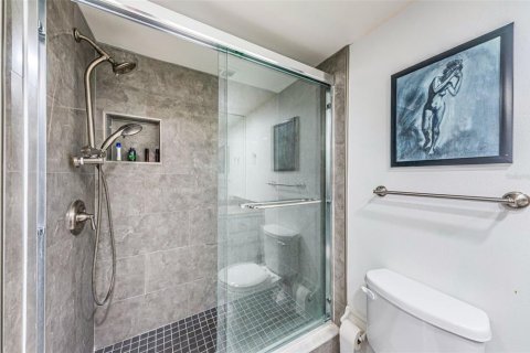 Condo in Saint Pete Beach, Florida, 2 bedrooms  № 1628244 - photo 26