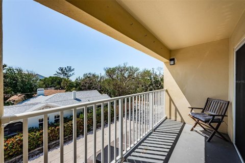 Condo in Saint Pete Beach, Florida, 2 bedrooms  № 1628244 - photo 3