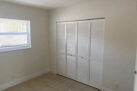 Apartment in Fort Lauderdale, Florida 2 bedrooms, 74.32 sq.m. № 1880155 - photo 7