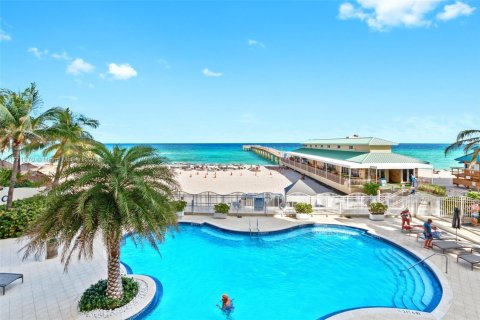 Condo in Sunny Isles Beach, Florida, 2 bedrooms  № 1868173 - photo 26
