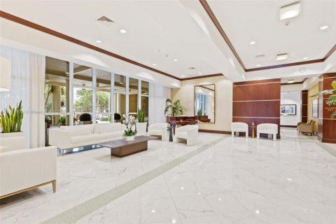 Condo in Sunny Isles Beach, Florida, 2 bedrooms  № 1868173 - photo 21