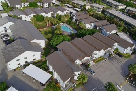 Condo in Stuart, Florida, 2 bedrooms  № 2186547 - photo 29