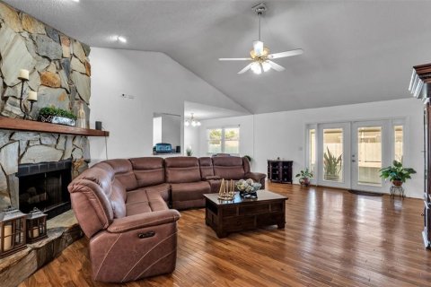 House in Lakeland, Florida 4 bedrooms, 159.23 sq.m. № 2106527 - photo 3
