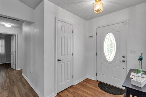 House in Lakeland, Florida 4 bedrooms, 159.23 sq.m. № 2106527 - photo 7