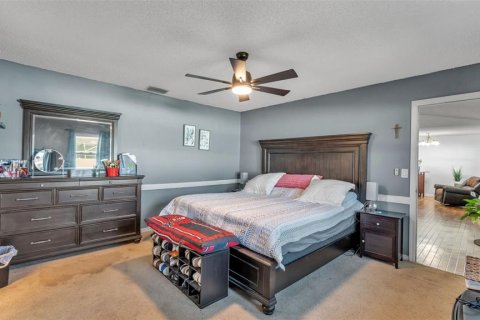 House in Lakeland, Florida 4 bedrooms, 159.23 sq.m. № 2106527 - photo 13