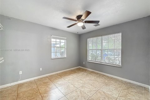 Villa ou maison à louer à Pompano Beach, Floride: 3 chambres, 225.94 m2 № 1987148 - photo 29