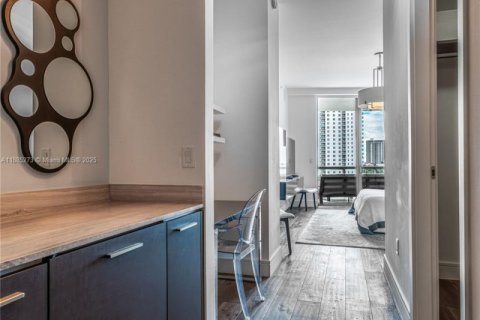 Condo in Aventura, Florida, 3 bedrooms  № 1938641 - photo 18
