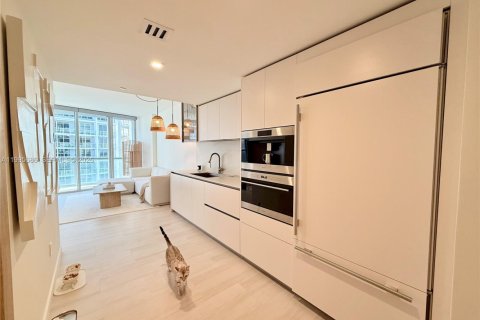 Купить кондоминиум в Майами, Флорида 1 спальня, 68м2, № 2063827 - фото 9