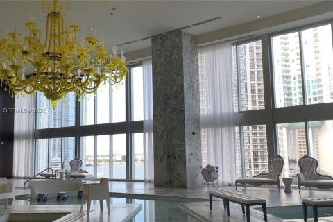 Купить кондоминиум в Майами, Флорида 1 спальня, 68м2, № 2063827 - фото 24