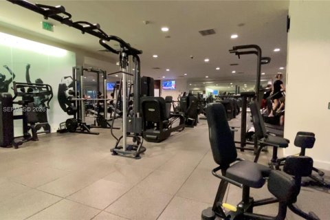 Купить кондоминиум в Майами, Флорида 1 спальня, 68м2, № 2063827 - фото 25