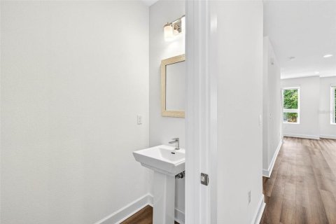 Купить таунхаус в Сент-Питерсберг, Флорида 6 комнат, 176.24м2, № 1909809 - фото 24