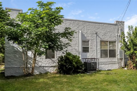 Casa en alquiler en West Palm Beach, Florida, 3 dormitorios, 101.08 m2 № 1993562 - foto 15