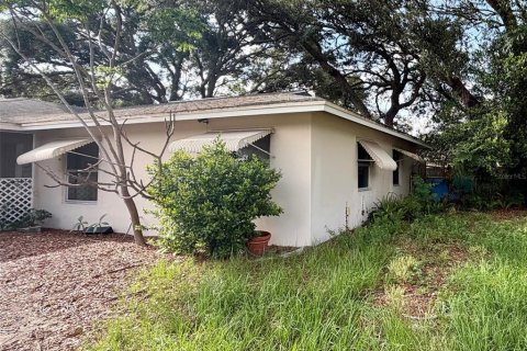Villa ou maison à vendre à Spring Hill, Floride: 2 chambres, 105.54 m2 № 2148571 - photo 6
