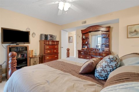Condo in Lakeland, Florida, 2 bedrooms  № 1719039 - photo 18