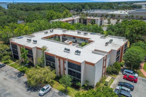 Condo in Lakeland, Florida, 2 bedrooms  № 1719039 - photo 1