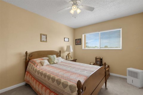 Condo in Lakeland, Florida, 2 bedrooms  № 1719039 - photo 21
