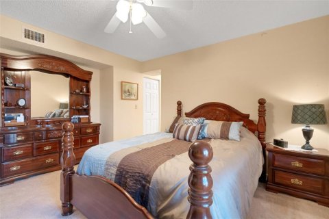 Condo in Lakeland, Florida, 2 bedrooms  № 1719039 - photo 17