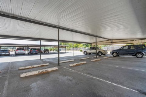Condo in Lakeland, Florida, 2 bedrooms  № 1719039 - photo 29