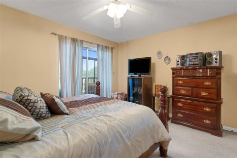 Condo in Lakeland, Florida, 2 bedrooms  № 1719039 - photo 16