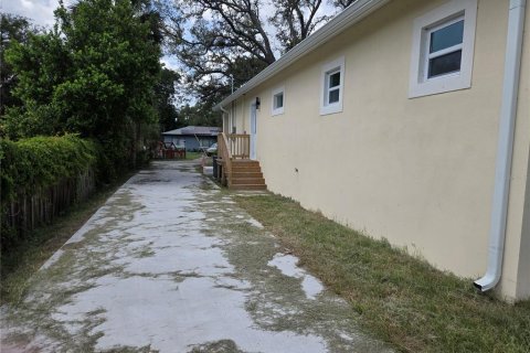Villa ou maison à vendre à Tampa, Floride: 4 chambres, 156.35 m2 № 2156274 - photo 21