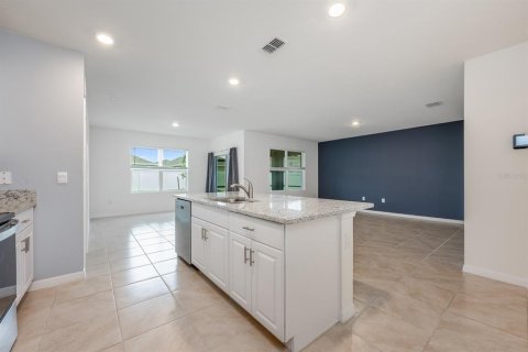 Villa ou maison à vendre à Kissimmee, Floride: 3 chambres, 155.7 m2 № 1681823 - photo 23
