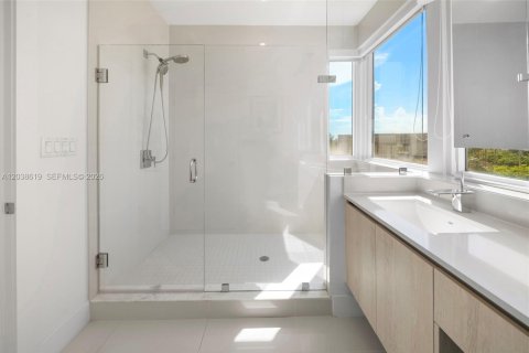 Townhouse in Miami Beach, Florida 3 bedrooms, 210.52 sq.m. № 2088285 - photo 26