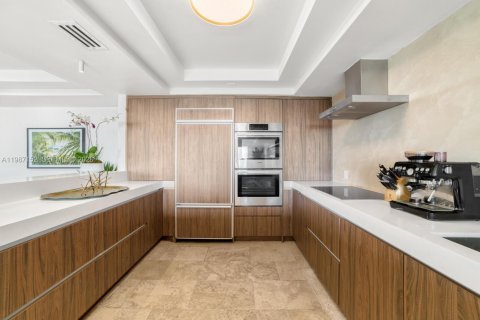 Купить кондоминиум в Майами-Бич, Флорида 2 комнаты, 195.09м2, № 2050421 - фото 4