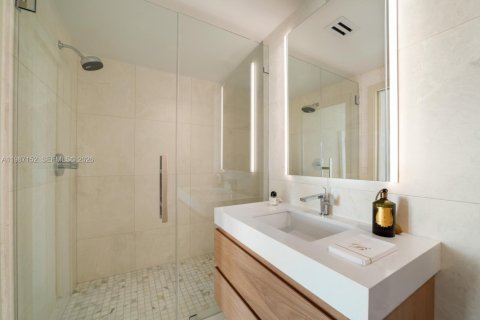 Купить кондоминиум в Майами-Бич, Флорида 2 комнаты, 195.09м2, № 2050421 - фото 10