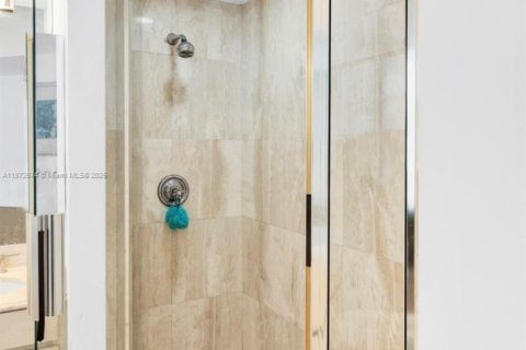 Купить кондоминиум в Санни-Айлс-Бич, Флорида 2 спальни, 156.08м2, № 1980134 - фото 19