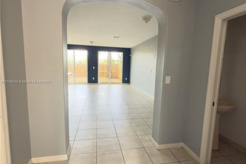 Touwnhouse à vendre à Miami, Floride: 3 chambres, 164.99 m2 № 1861154 - photo 21