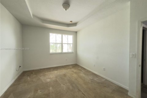 Touwnhouse à vendre à Miami, Floride: 3 chambres, 164.99 m2 № 1861154 - photo 16
