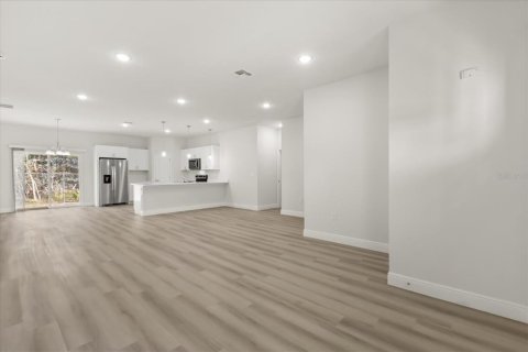 Casa en venta en Ocala, Florida, 4 dormitorios, 170.29 m2 № 1917220 - foto 5