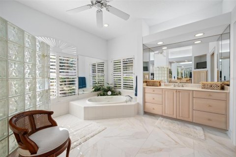 Villa ou maison à vendre à Seminole, Floride: 4 chambres, 385.36 m2 № 2428849 - photo 24