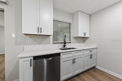 Villa ou maison à vendre à Pinellas Park, Floride: 3 chambres, 135.45 m2 № 2409793 - photo 16